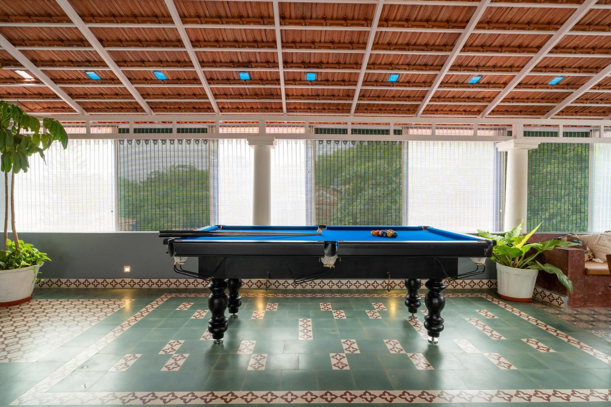 Elivaas 5 Bhk With Pvt Pool, Entertainment Room & Glass House - Bludoor Marmagao Exteriör bild