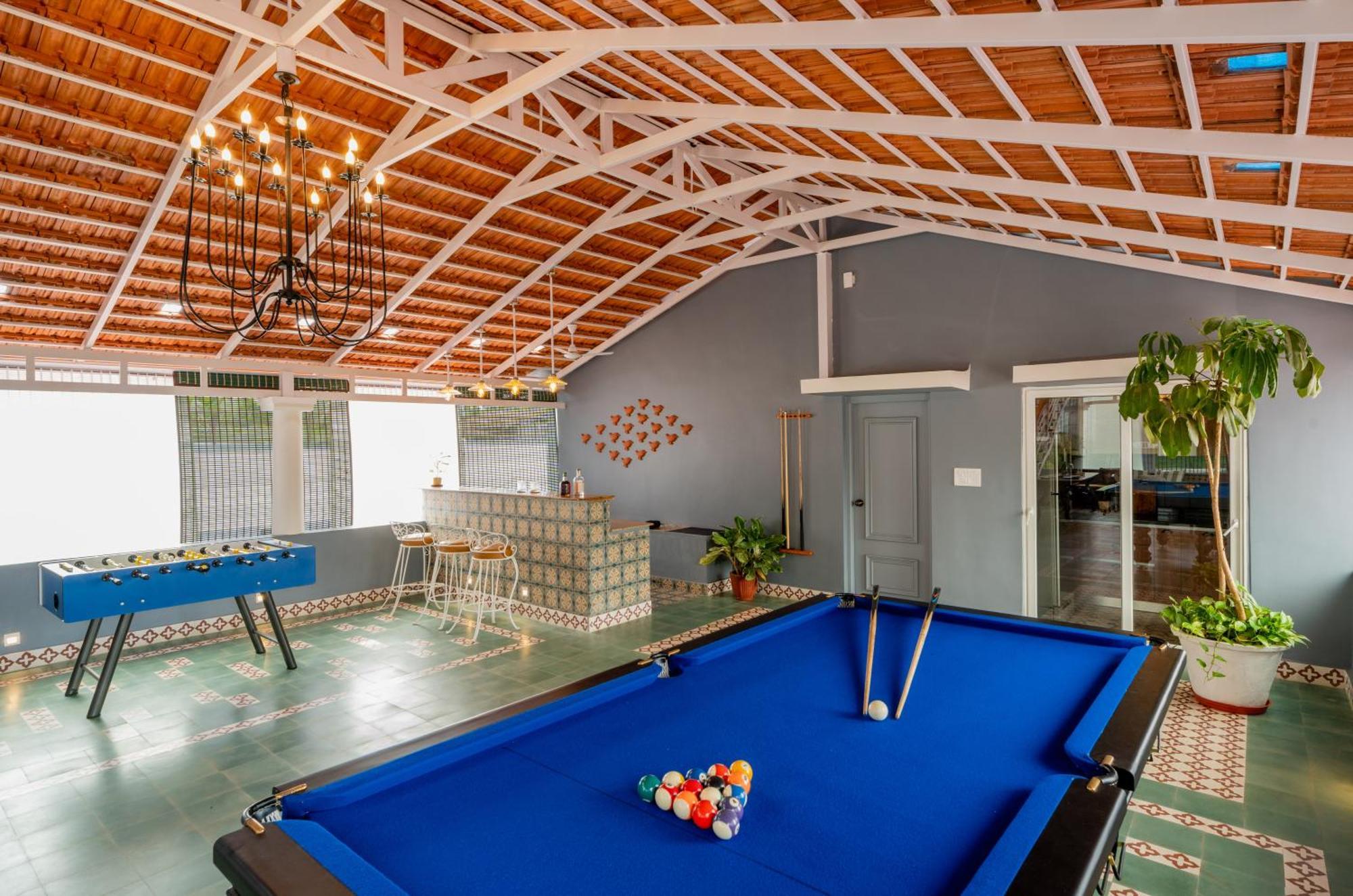 Elivaas 5 Bhk With Pvt Pool, Entertainment Room & Glass House - Bludoor Marmagao Exteriör bild